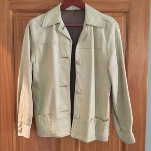 Absolutely vintage cream leather jacket